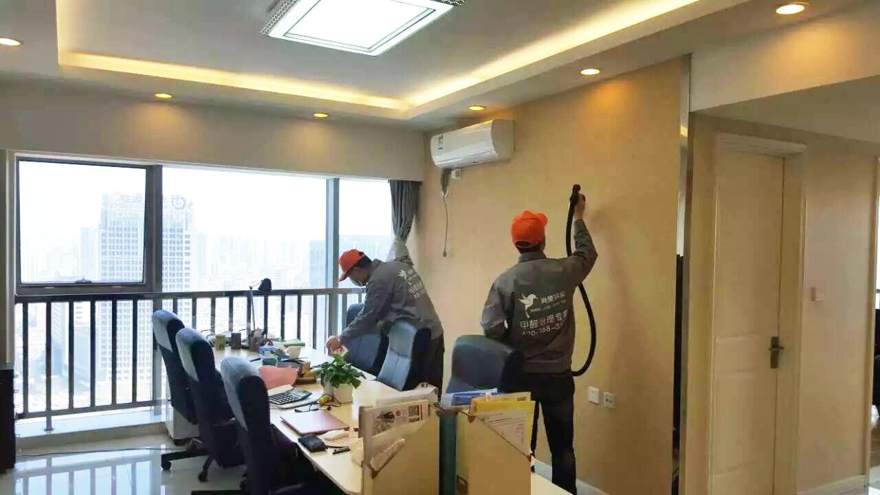 恒天財富辦公區(qū)墻面施工 恒天財富辦公區(qū)墻面施工