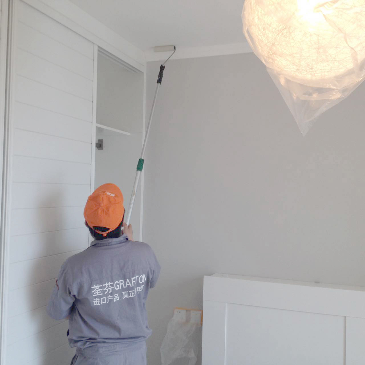 臥室頂面滾筒重點(diǎn)施工 臥室頂面滾筒重點(diǎn)施工