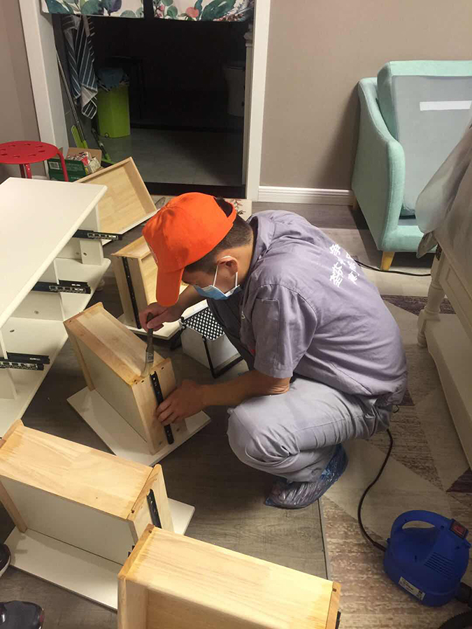 柜子抽屜用刷子精細(xì)化處理 柜子抽屜用刷子精細(xì)化處理