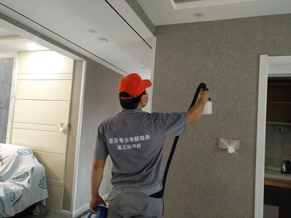 客餐廳過(guò)道墻面噴涂全方位施工