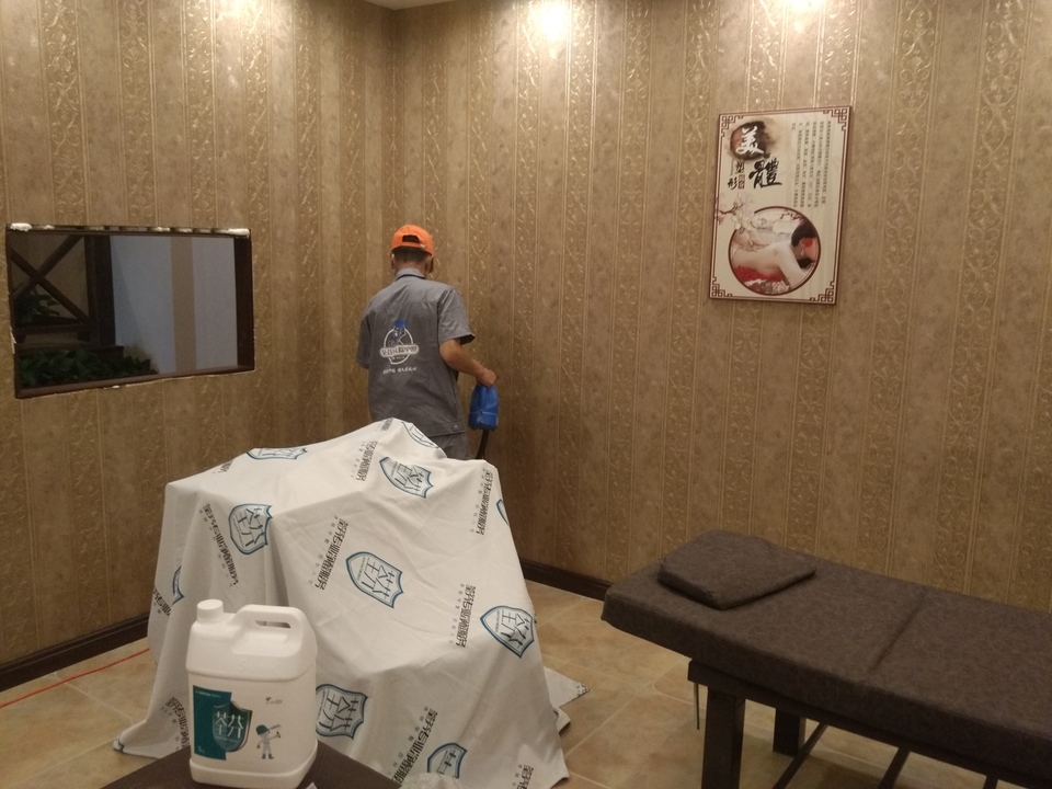 包間墻面壁紙全方位噴涂治理 包間墻面壁紙全方位噴涂治理