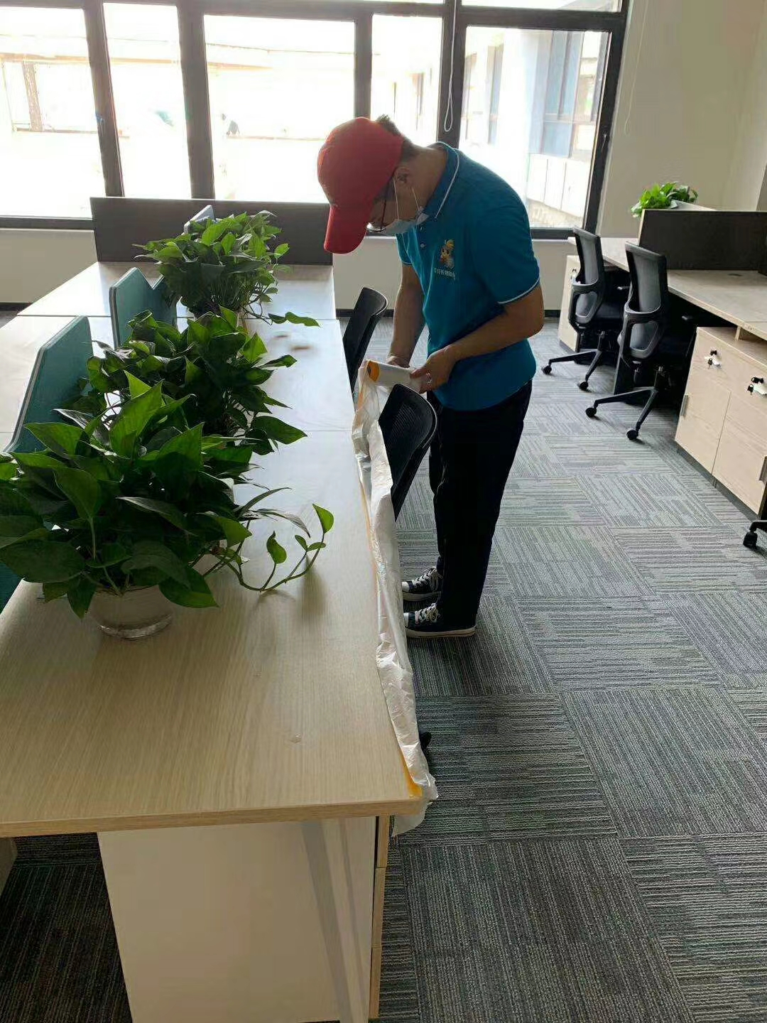 辦公桌椅全方位施工治理甲醛 辦公桌椅全方位施工治理甲醛