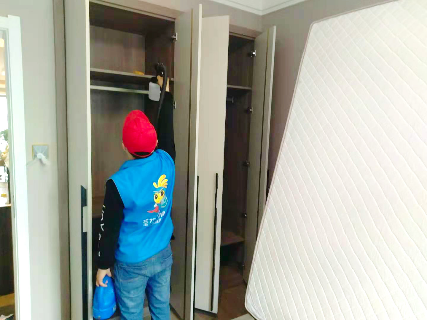 臥室衣柜噴槍治理甲醛 臥室衣柜噴槍治理甲醛