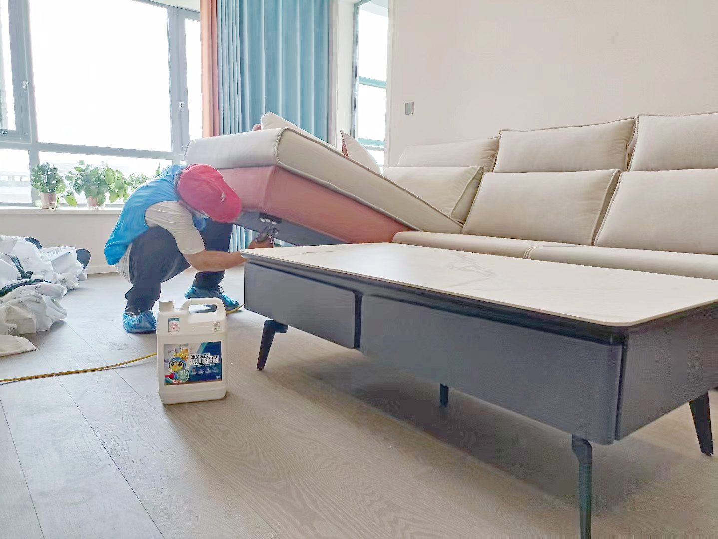 沙發(fā)全方位噴槍治理施工 沙發(fā)全方位噴槍治理施工